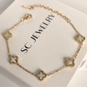 White Clover Bracelet Double Sided Petite Clover Mother of Pearl